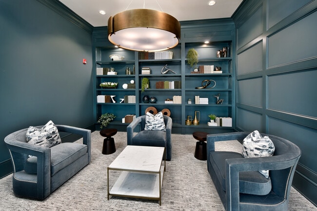 Interior Photo - Bexley Exchange