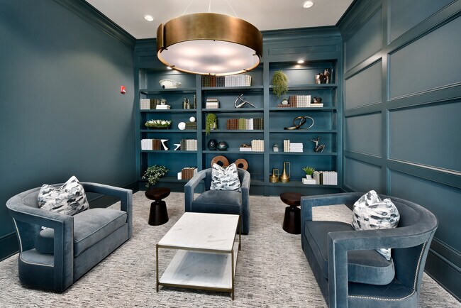 Interior Photo - Bexley Exchange