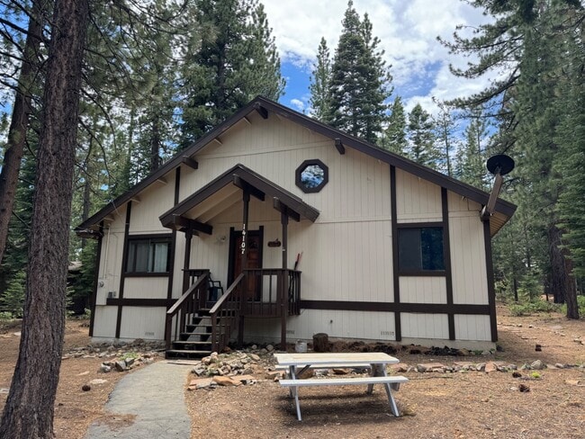 Building Photo - 14107 St Croix Way