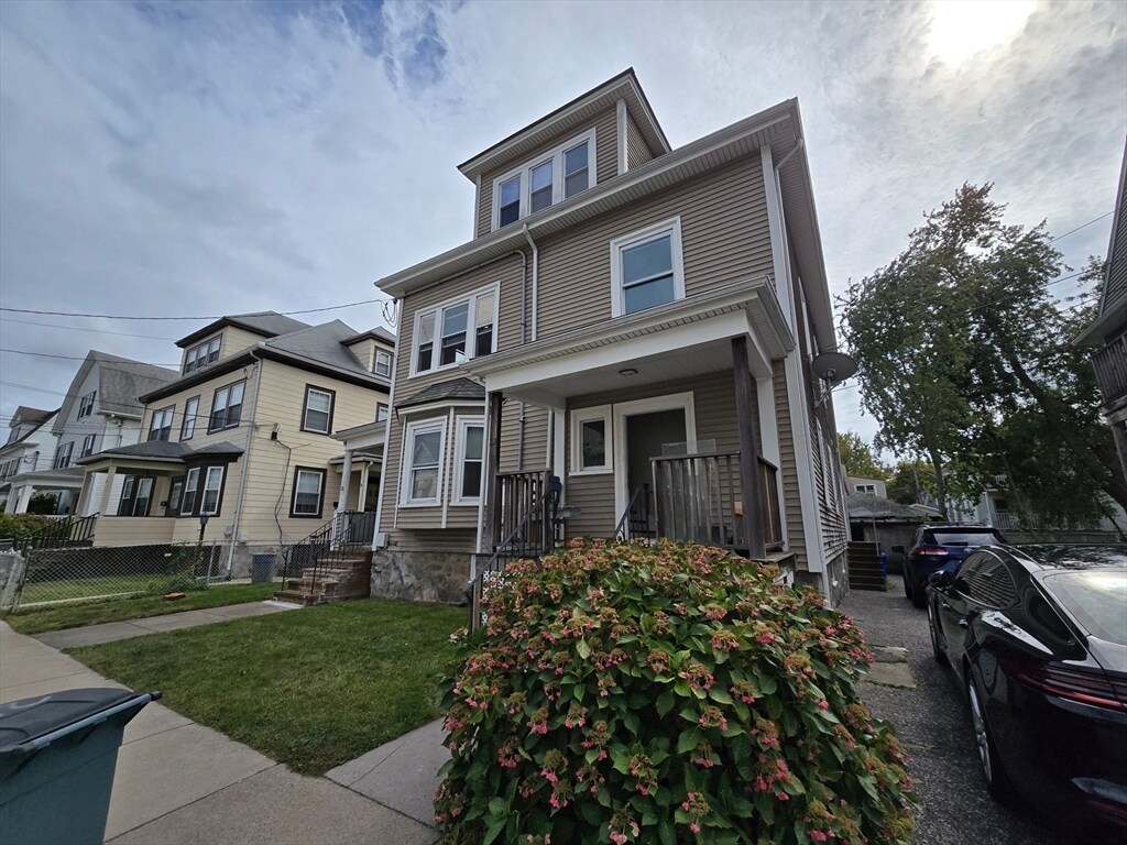 Primary Photo - 22 Newcastle Rd