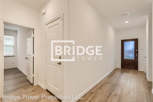 Foto del edificio - 4 br, 2 bath House - 5233 Rockrose Lane