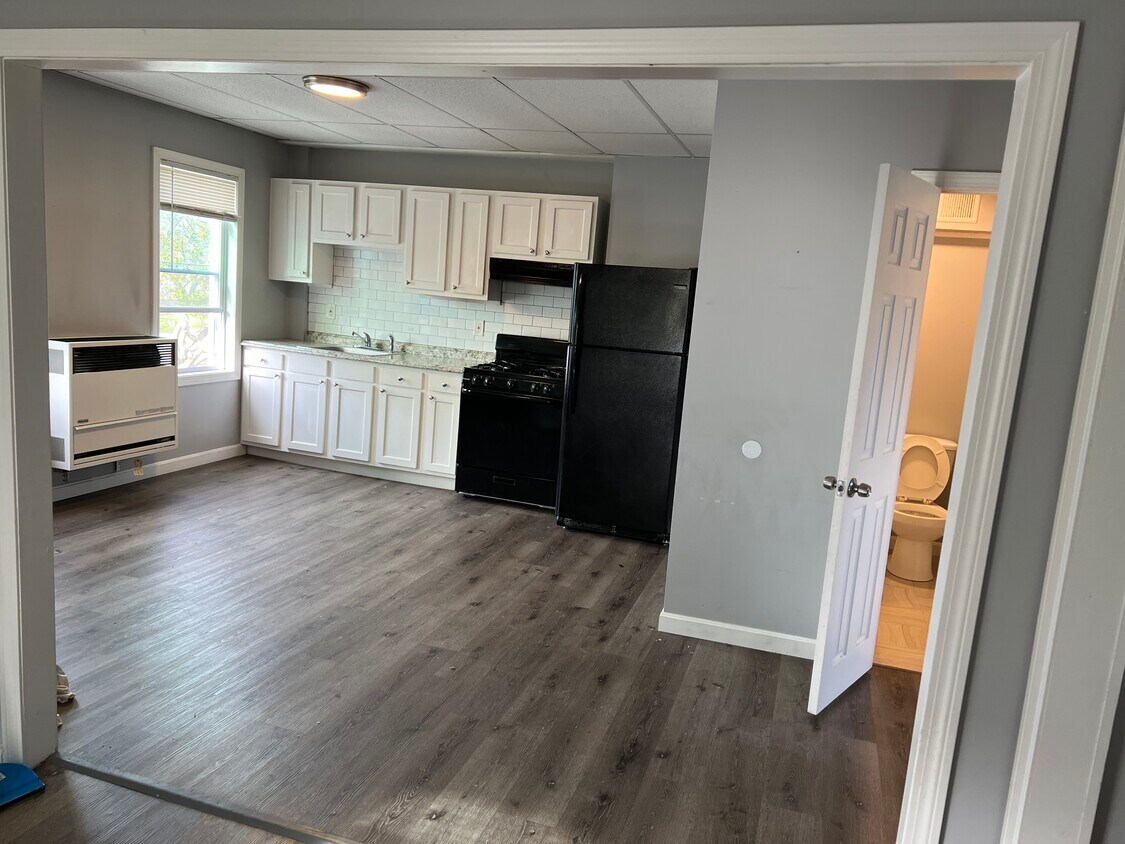 14 Wilbur St Unit 2s, Fall River, MA 02724 Apartments in Fall River, MA