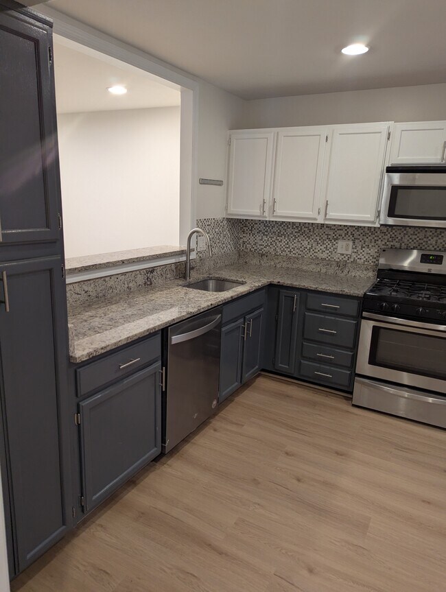 Foto del edificio - 28 Windbrooke Cir