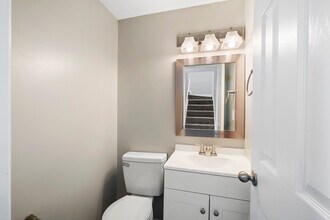 Building Photo - Woodland Creek Townhomes and Apartments