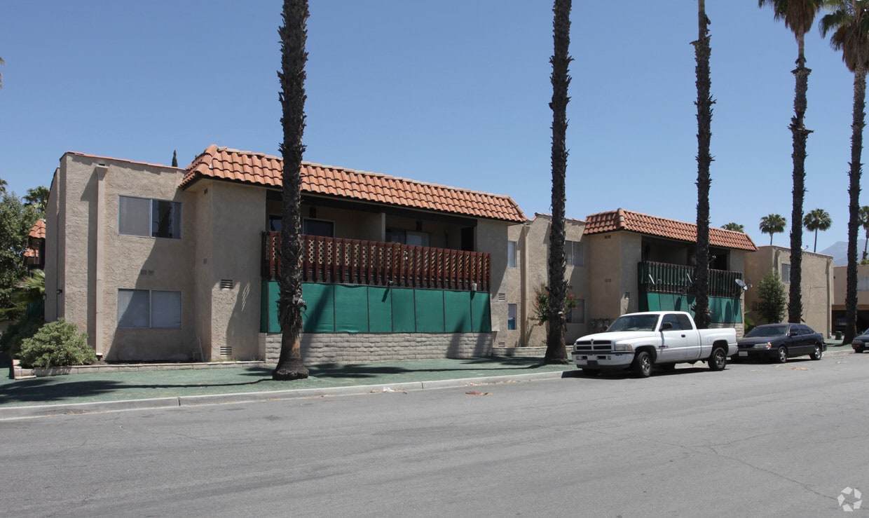 Building Photo - Valle Vista Apartments