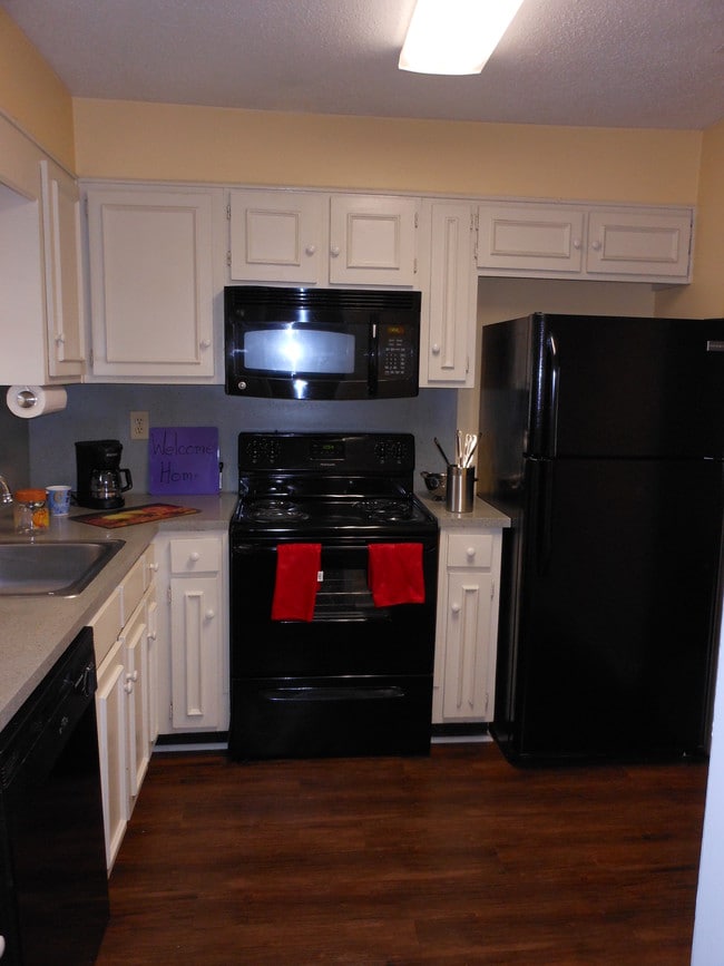 Kitchen - The Cove
