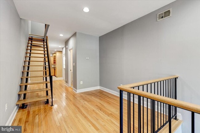 Building Photo - 2635 Hudson St