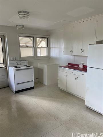 Foto del edificio - 2746 Rooke Ave