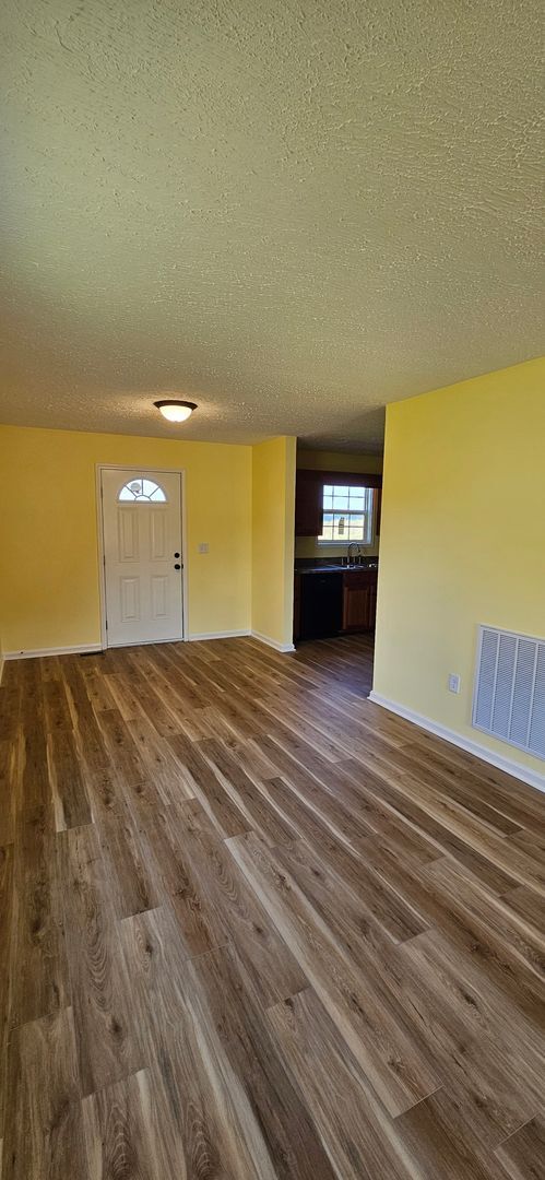 Foto del edificio - Spacious Home for Rent!