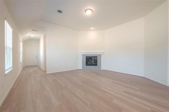 Building Photo - 22847 Ephesus Ave