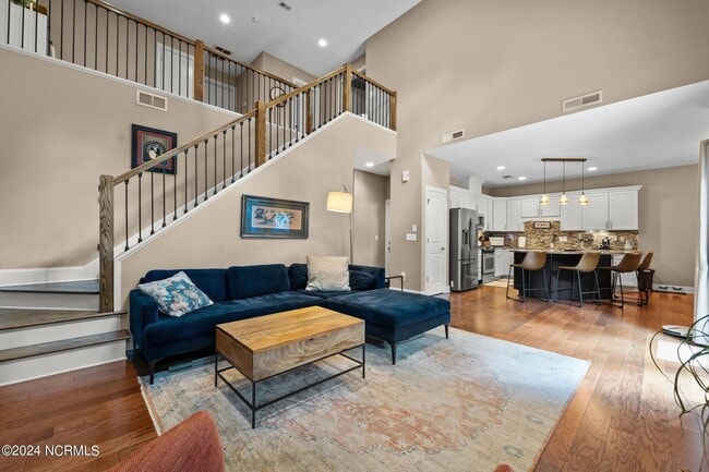 Building Photo - 177 Pinebranch Ct