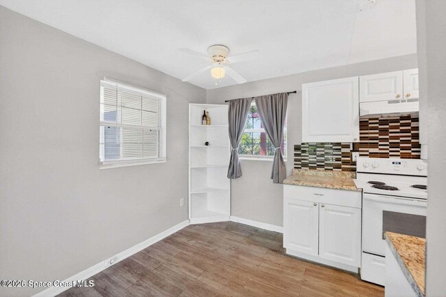 Foto del edificio - 2285 Fruitwood Ct