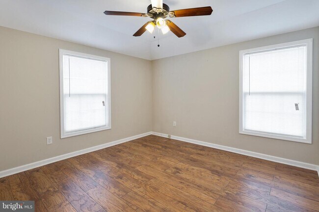 Building Photo - 383 Welsh Tract Rd