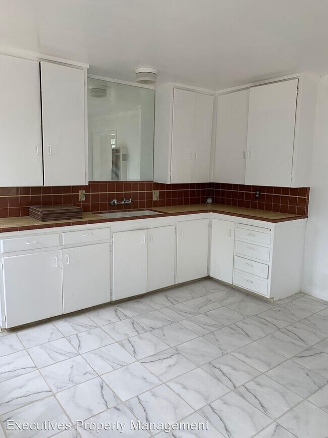 Building Photo - 1 br, 1 bath House - 2786 E South Bear Creek
