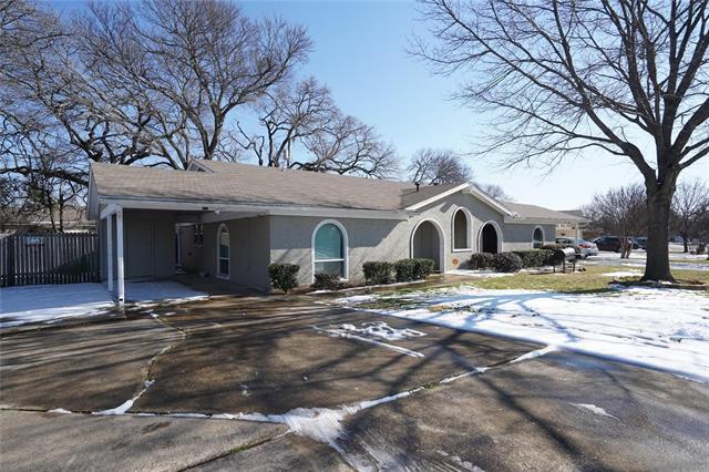 Foto principal - 720 Billie Ruth Ln