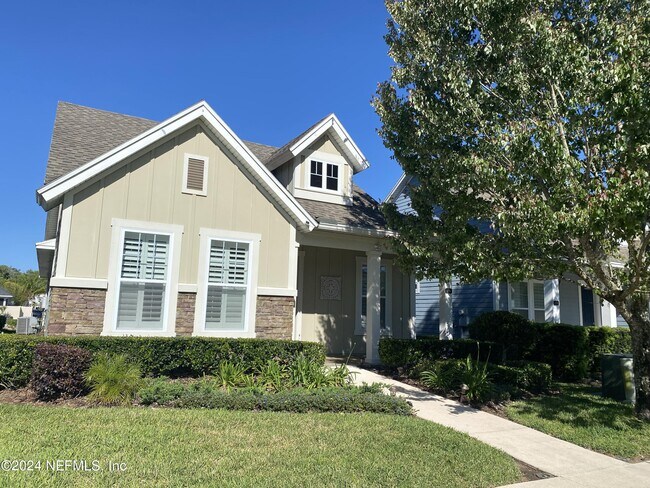 Building Photo - 186 Southern Oak Dr