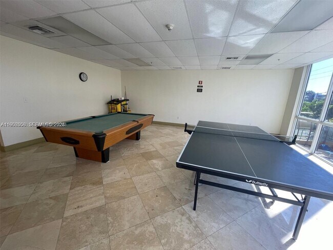 Foto del edificio - 3500 Coral Wy