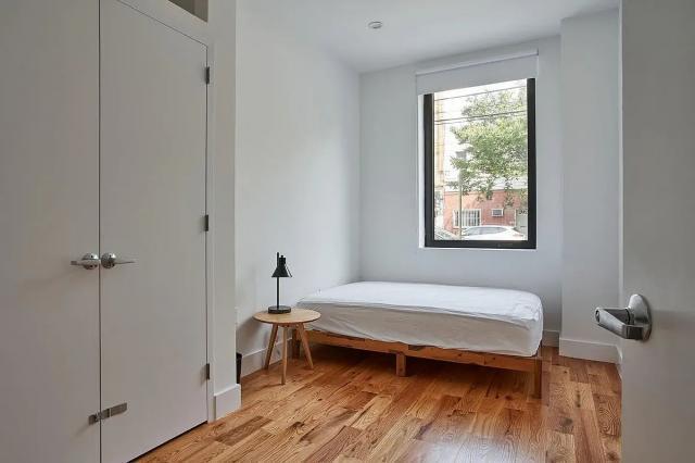 Foto del edificio - 5 bedroom in BROOKLYN NY 11237