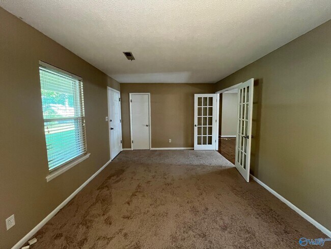 Foto del edificio - 1222 Kathy Ln SW