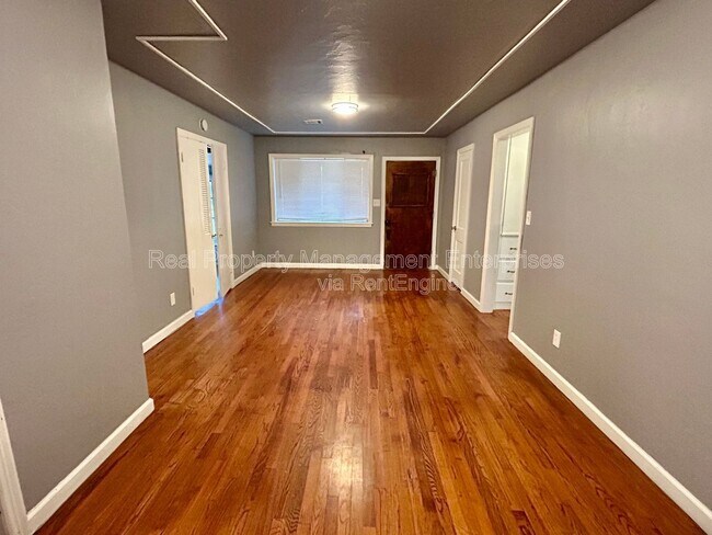 Building Photo - 3044 NW 28th St