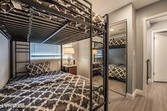 Foto del edificio - 3220 Shoreheight St