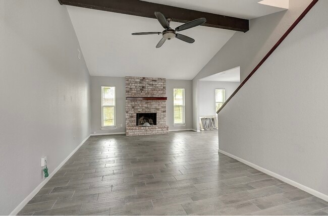 Building Photo - 4805 Fern Forest Cir