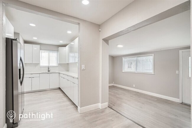 Foto del edificio - 4180 NW 10Th Terrace