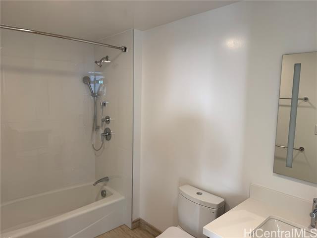 Building Photo - 1515 Liona St