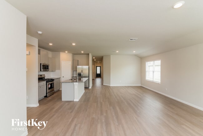 Building Photo - 1902 Morse Way