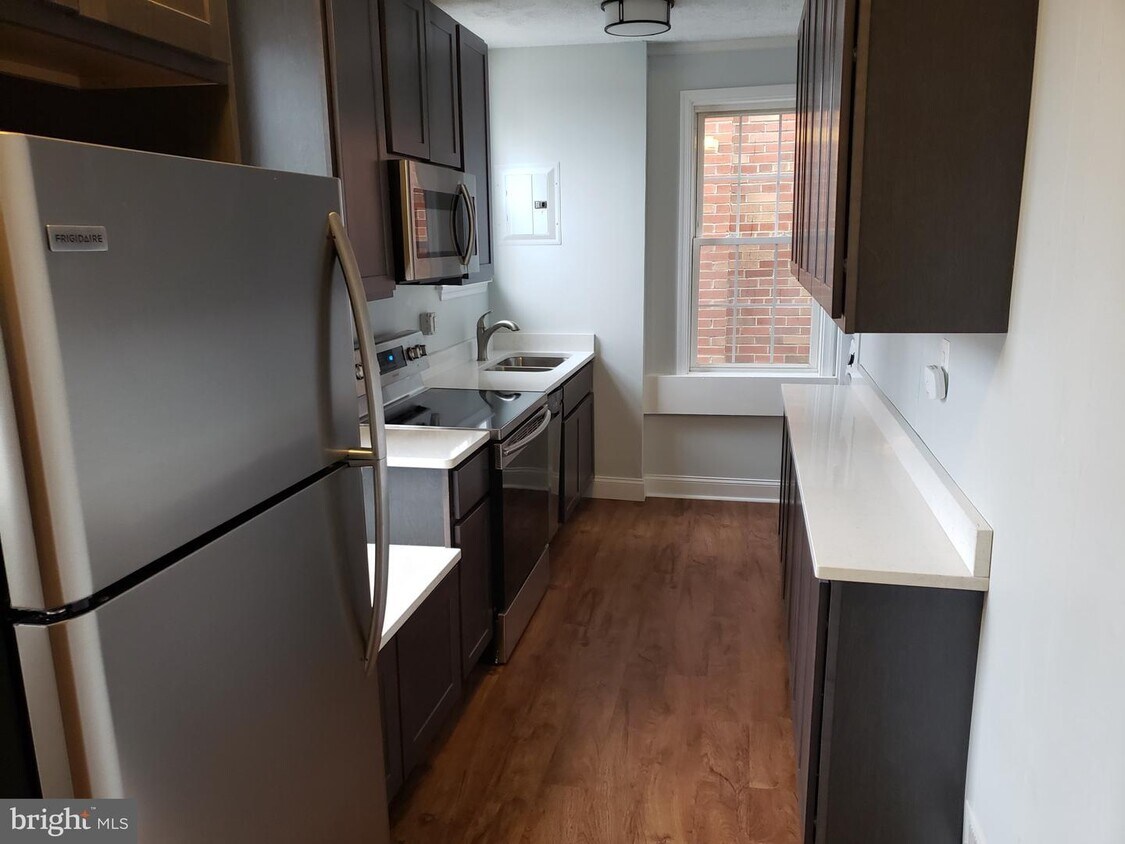 41675 Fenwick St Unit 1, Leonardtown, MD 20650 Room for Rent in