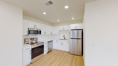 Interior Photo - Maple Rock Reserve