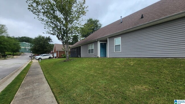 Building Photo - 299 High Ridge Dr