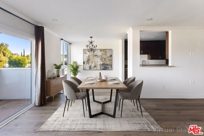 Building Photo - 5454 Zelzah Ave