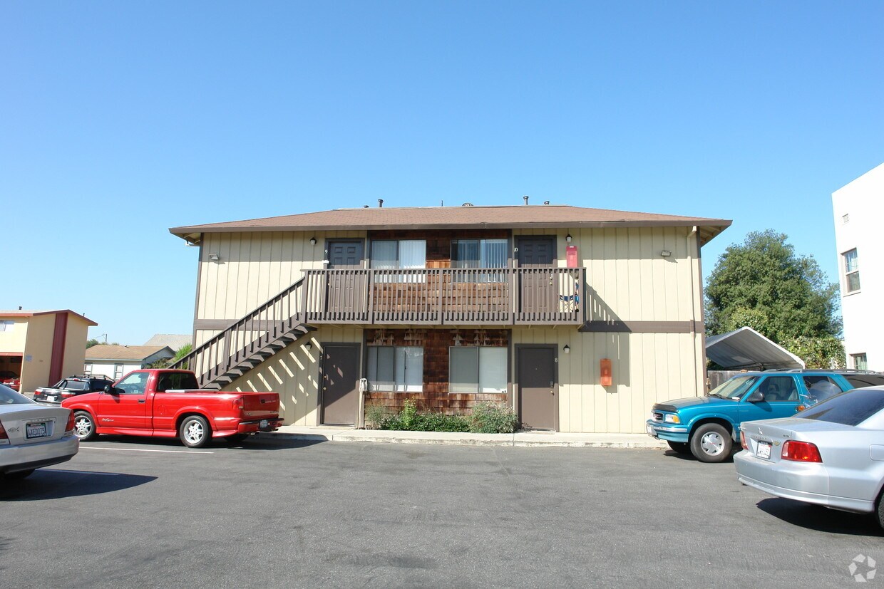 Building Photo - 134 Clay St