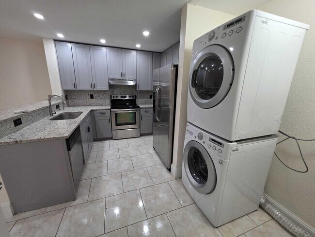 Foto del edificio - 5362 SW 125th Ave