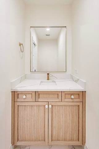 Building Photo - 5019 N Lincoln Ave