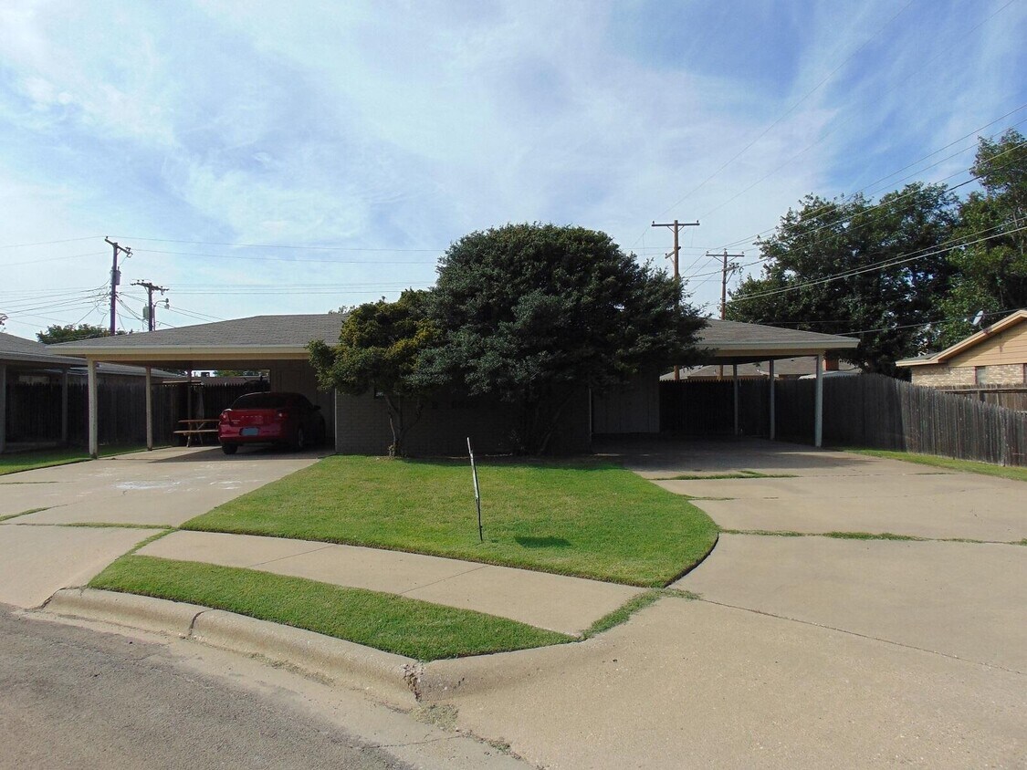 Foto principal - 6910 Fremont Ave