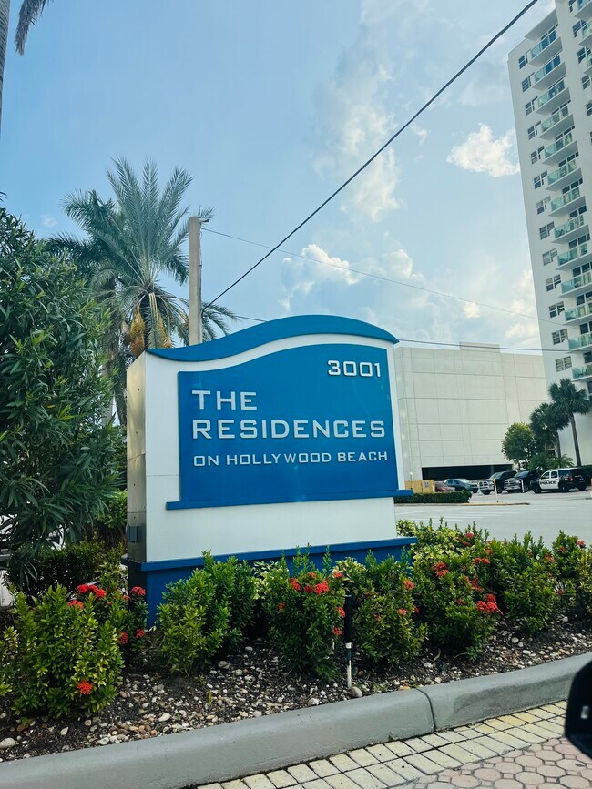 Building Photo - 3001 S Ocean Dr
