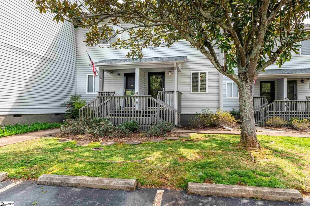 Primary Photo - 805 Stallings Rd