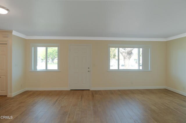 Foto del edificio - 728 W Hemlock St