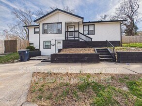 Building Photo - 6003 Norledge Ave
