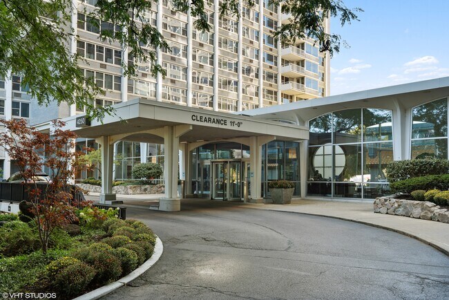 Building Photo - 4250 N Marine Dr