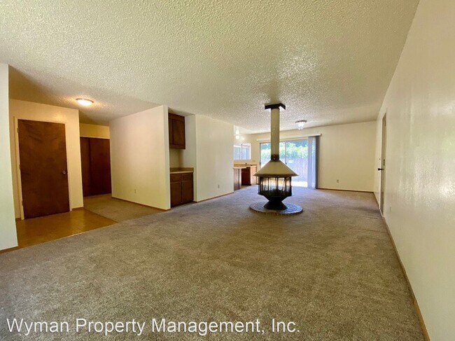 Building Photo - 425-429 Coffield Ave