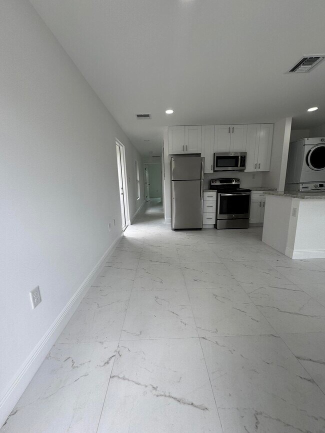 Foto del edificio - 4702 Weymouth St