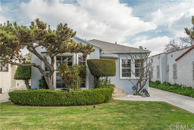 Foto principal - 3428 12th Ave