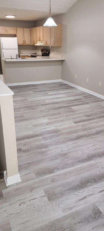 Building Photo - 419 Pine Crest Cir