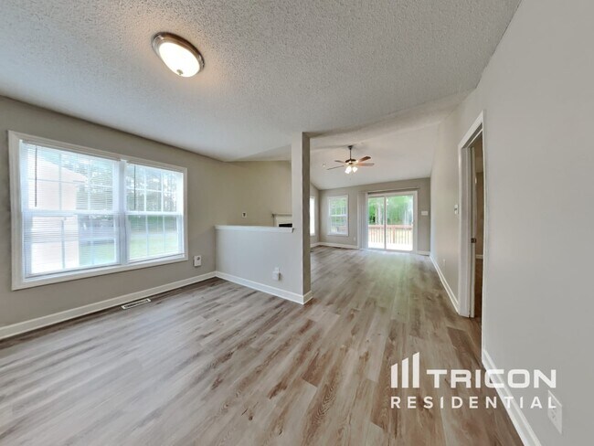 Foto del edificio - 2932 Neals Creek Dr