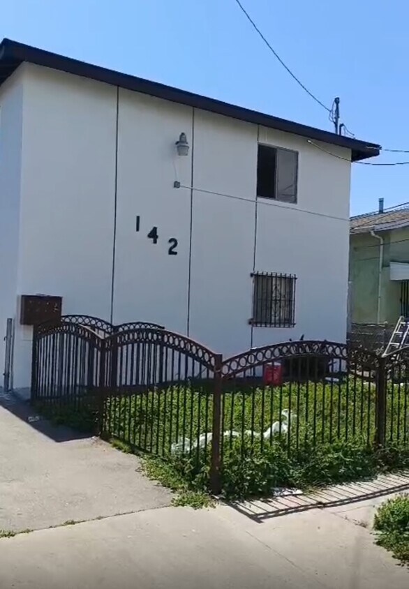 Foto principal - 142 W 94th St