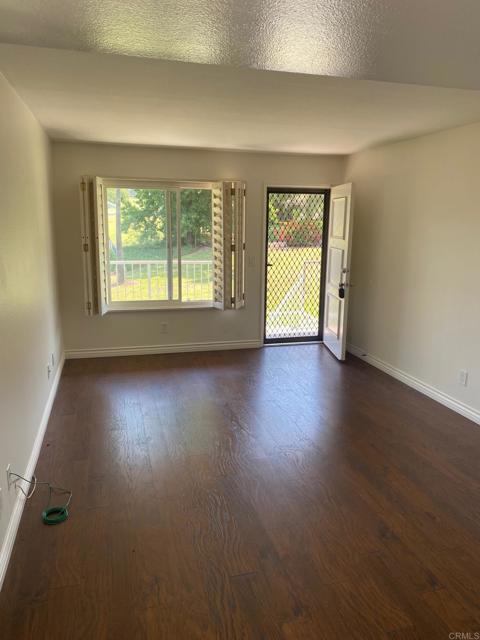 Foto del edificio - 27725 Mountain Meadow Rd