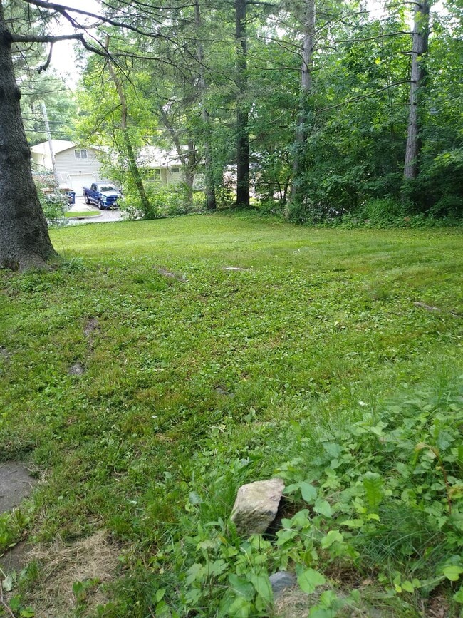 Building Photo - 816 Brown St